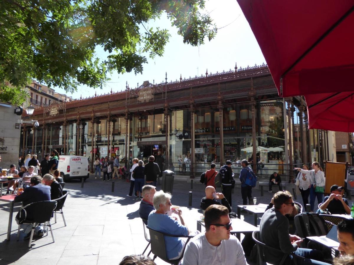 Apartamento En El Mercado De San Miguel Madrid Kültér fotó